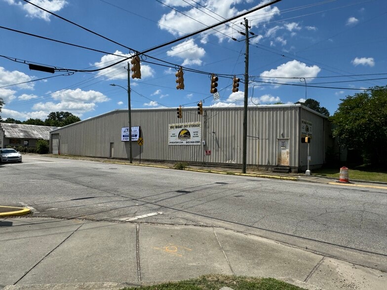 300 S Main St, Darlington, SC for sale - Building Photo - Image 3 of 10