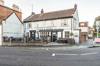 Plus de détails pour 12-14 Westgate, Chichester - Commerce de détail à louer