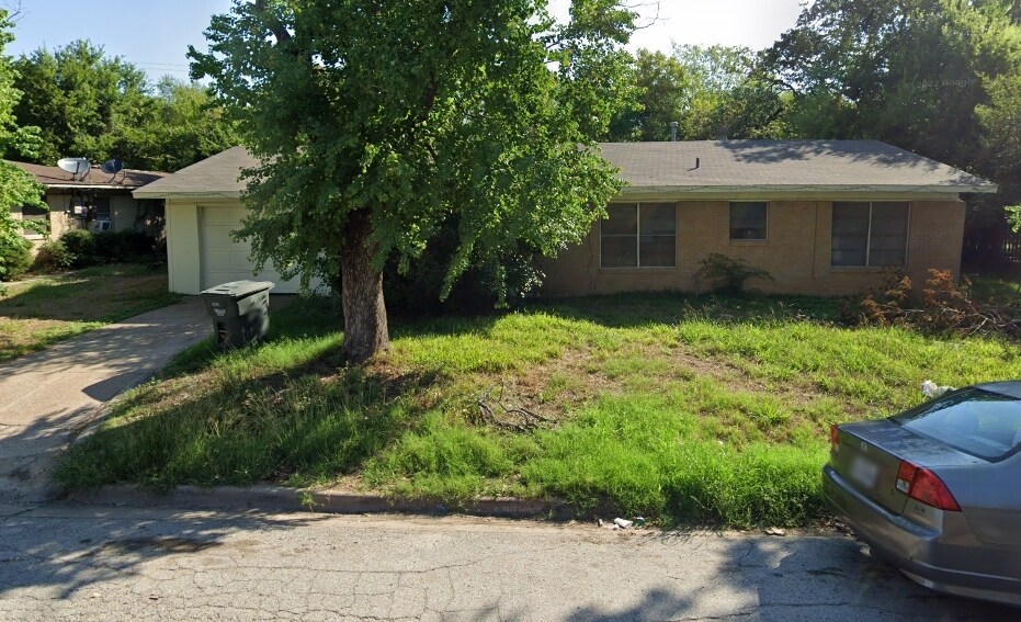 2105 Truman St, Bryan, TX for sale Primary Photo- Image 1 of 2