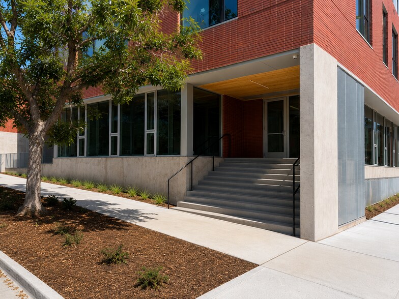 3715 Navajo St, Denver, CO à louer - Photo du bâtiment - Image 3 de 5