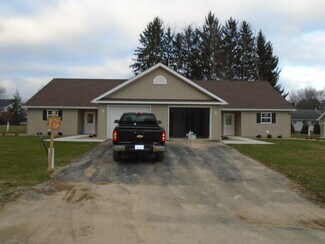 Plus de détails pour 11 Alisha Ln, Columbiana, OH - Multi-résidentiel à vendre