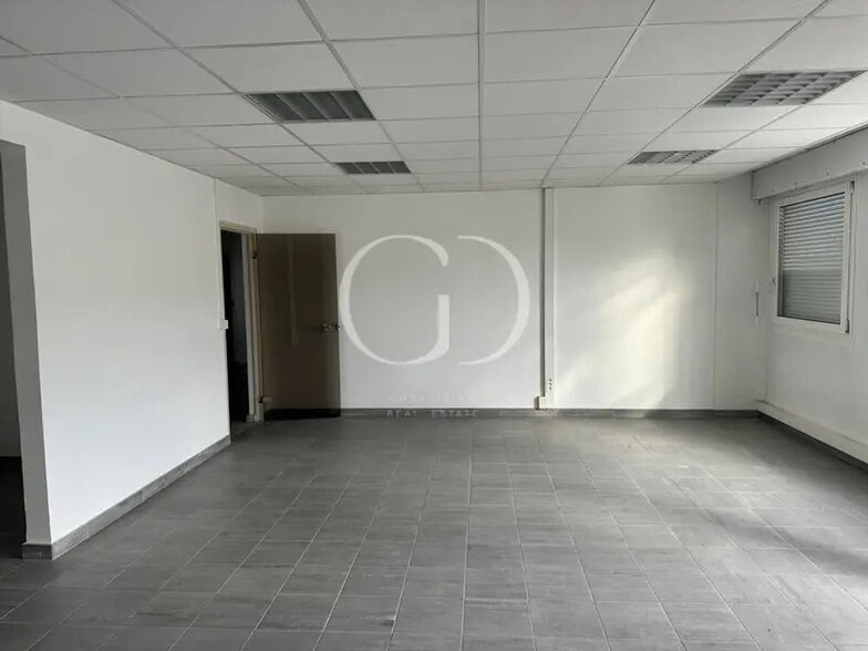 6 Avenue Docteur Schweitzer, Meyzieu à vendre - Photo intérieure - Image 3 de 15