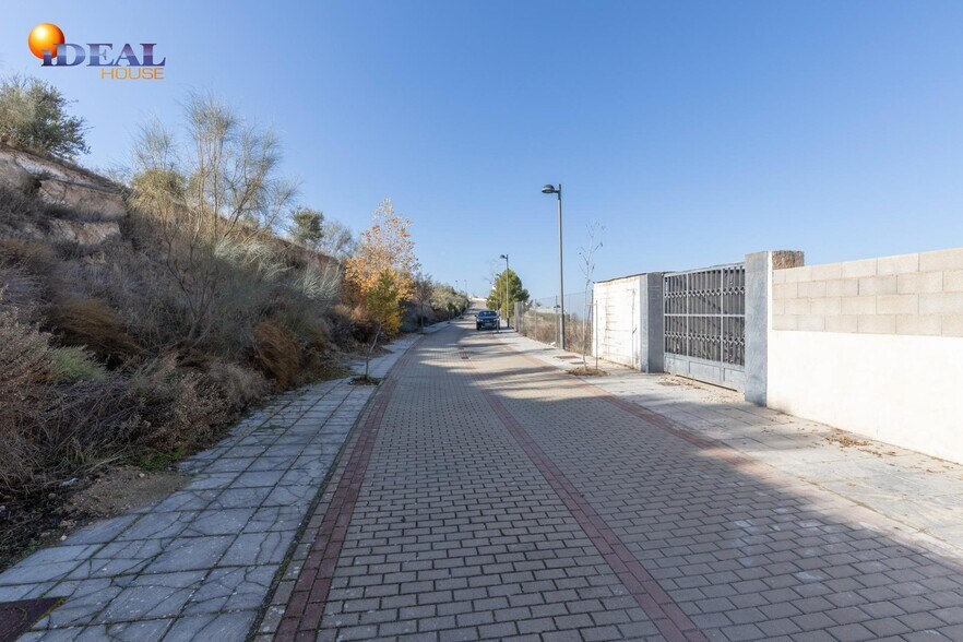 Calle Güevéjar, 6, La Zubia, Granada for sale - Primary Photo - Image 1 of 17