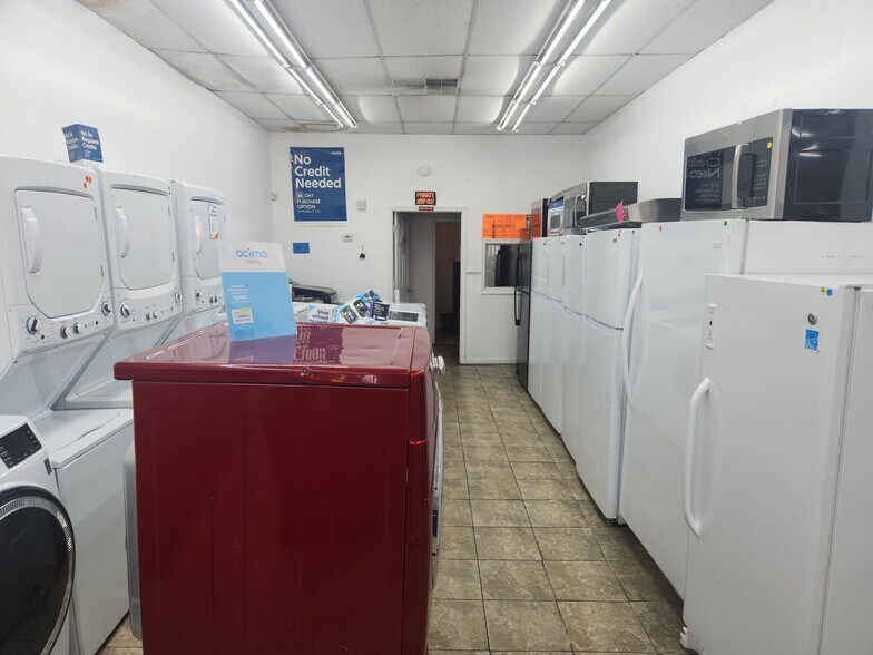 3077-3079 Kensington Ave, Philadelphia, PA à vendre - Photo intérieure - Image 3 de 16