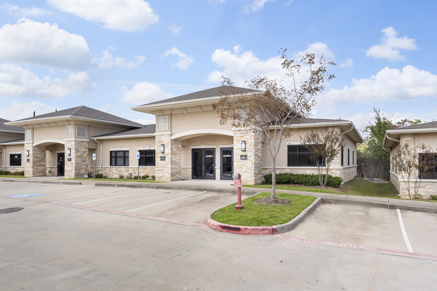 25420 Kuykendahl Rd, Tomball, TX à vendre - Photo du bâtiment - Image 1 de 1