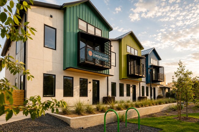 More details for 1911 Dutton Dr, San Marcos, TX - Office for Sale