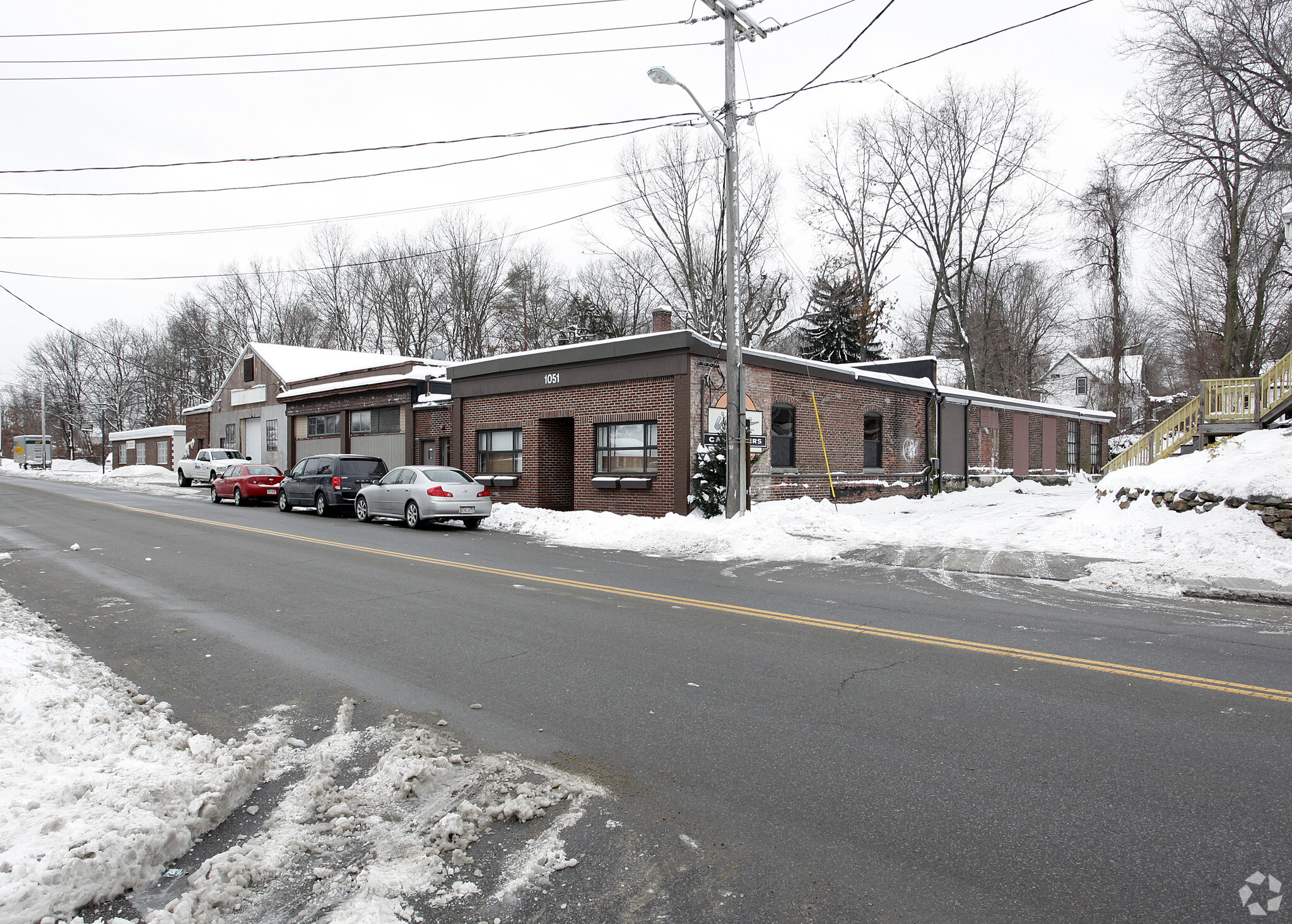 RTE 12 AUBURN/WORCESTER LINE portefeuille de 2 propriétés à vendre sur LoopNet.ca Photo principale- Image 1 de 3