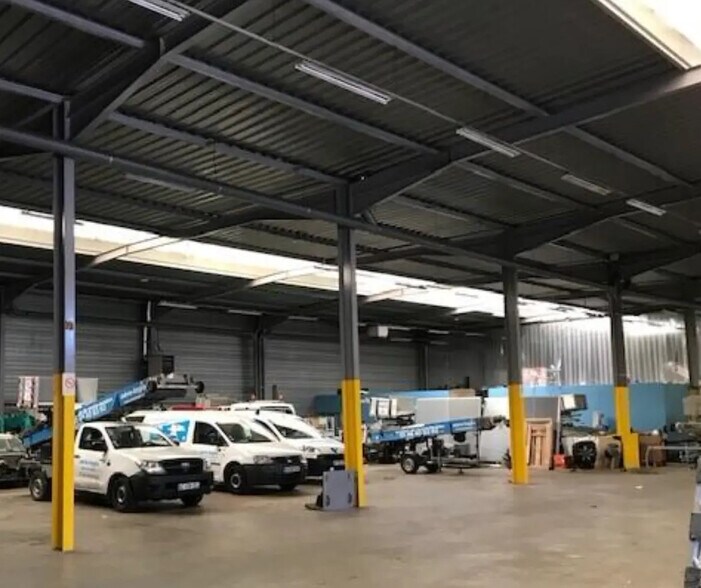 Industrial in Noisy-le-Sec for lease - Interior Photo - Image 2 of 6