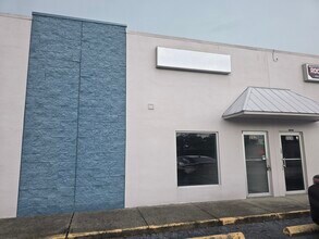 5500-5546 Haines Rd N, Saint Petersburg, FL for lease Interior Photo- Image 1 of 5