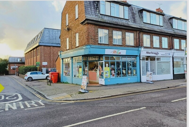 41 Catherine St, St. Albans à louer Photo principale- Image 1 de 2