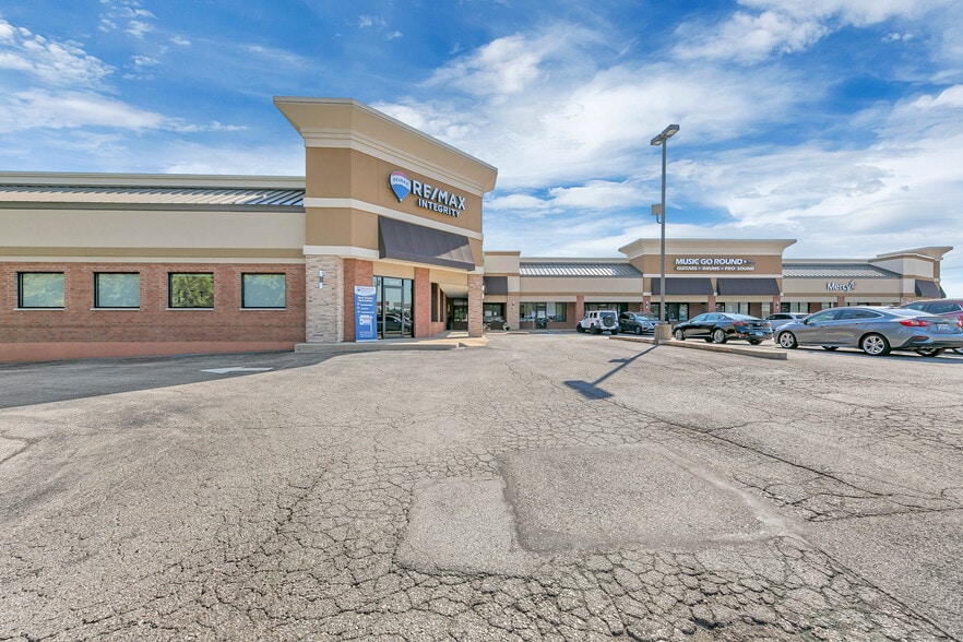 4450-4460 S Lindbergh Blvd, Saint Louis, MO for lease - Building Photo - Image 2 of 4