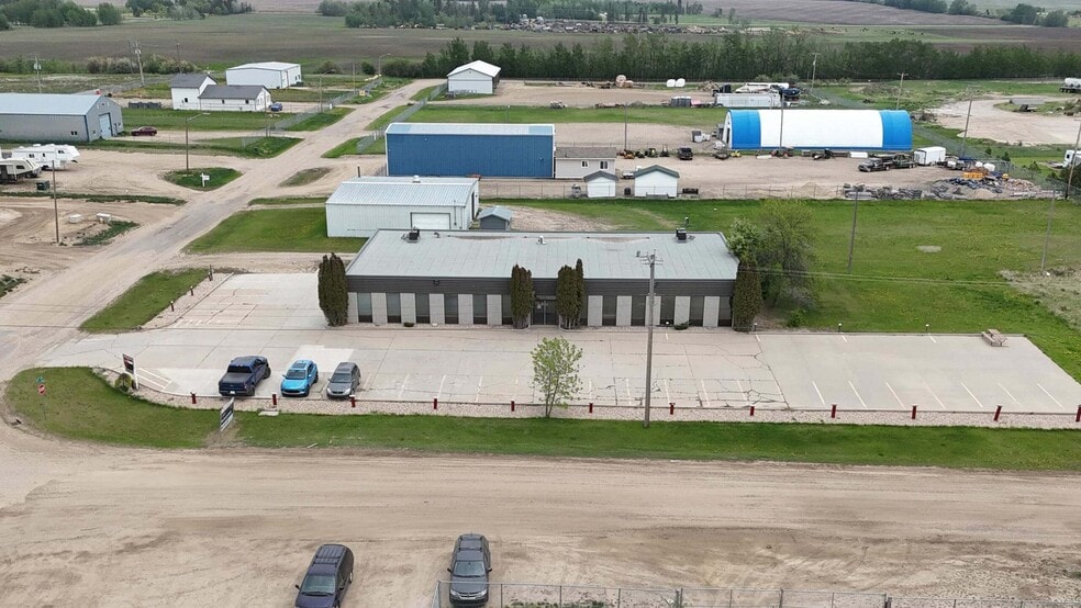 4513 62 Av, Barrhead, AB for sale - Building Photo - Image 2 of 5