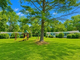 Plus de détails pour 94-100 Dingle Daisy Rd, Monticello, NY - Services hôteliers à vendre