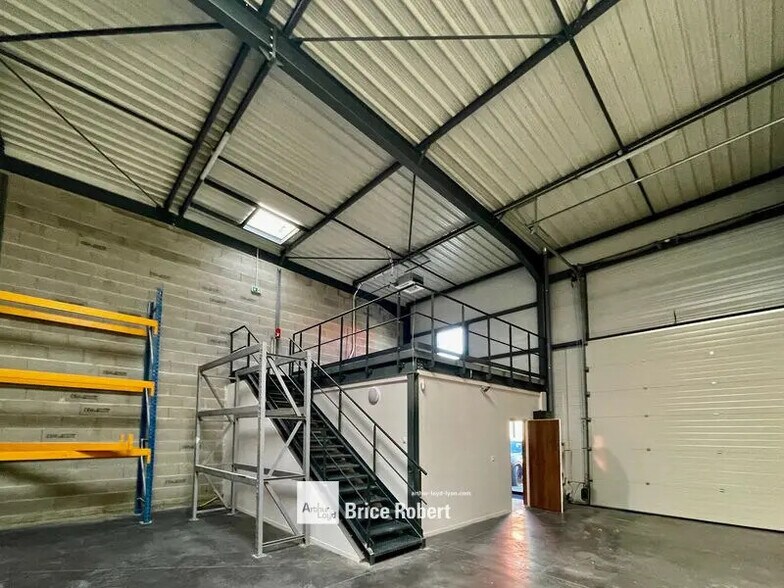 Bureau dans Brignais à louer - Photo intérieure - Image 3 de 6