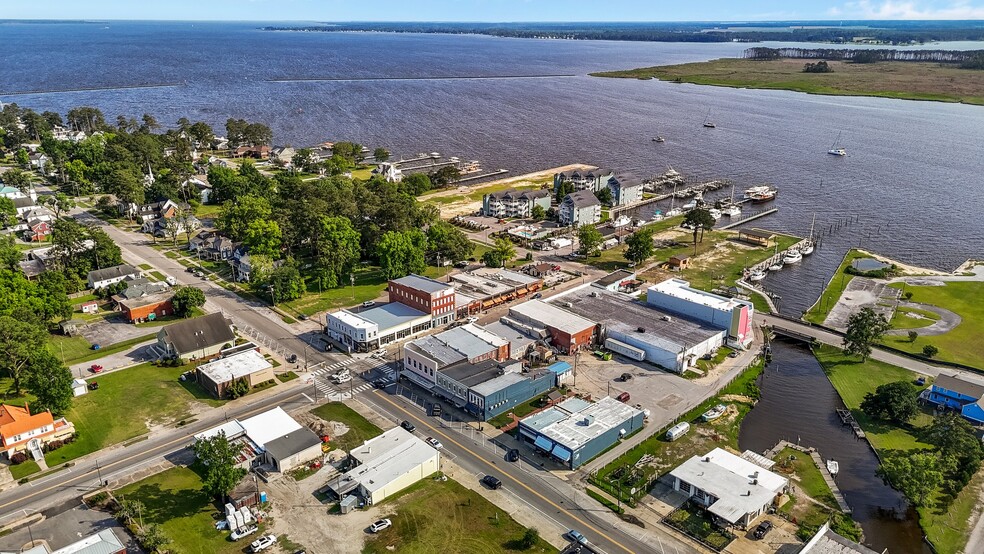 226 Pamlico St, Belhaven, NC à vendre - Photo du bâtiment - Image 3 de 92