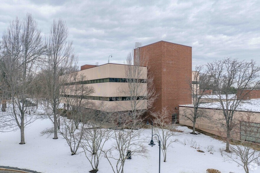 7 Shattuck Rd, Andover, MA for lease - Primary Photo - Image 1 of 6