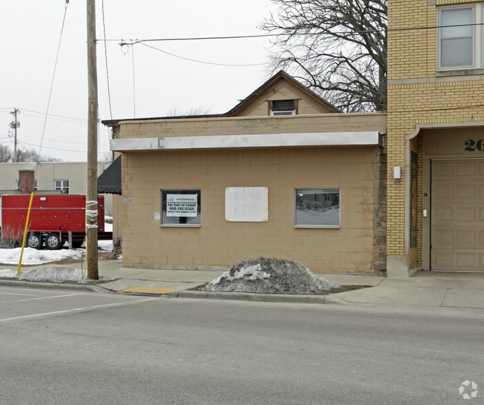 2628 Milwaukee St, Madison, WI for sale - Building Photo - Image 2 of 2