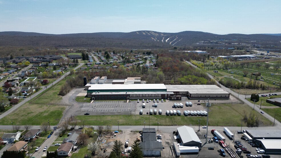 600 Sanders St, Scranton, PA à vendre - Photo du bâtiment - Image 3 de 33