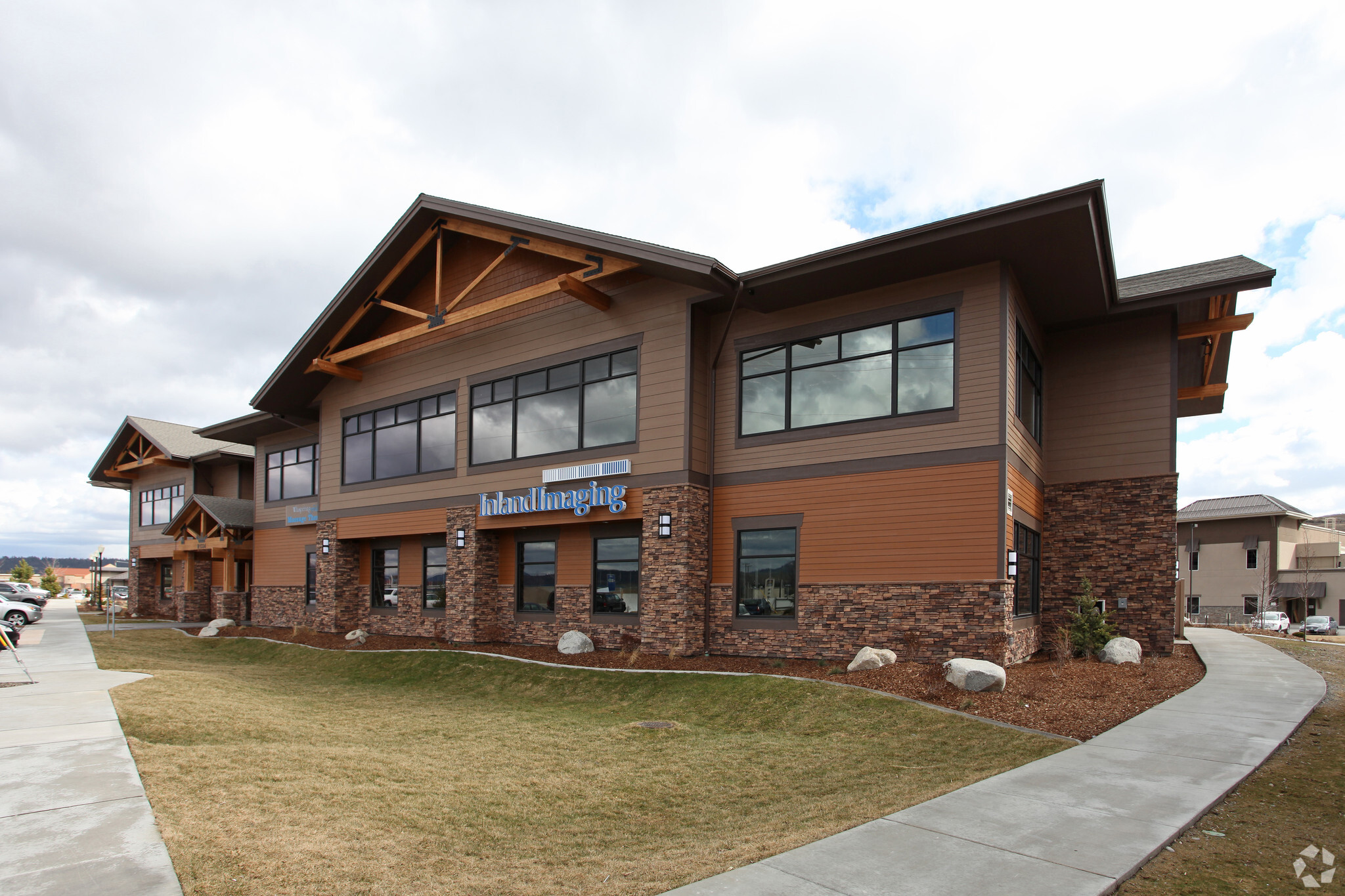 1334 N Whitman Ln, Liberty Lake, WA for lease Primary Photo- Image 1 of 5