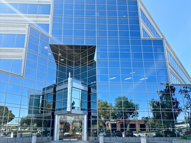 Plus de détails pour 900 E Hamilton Ave, Campbell, CA - Coworking à louer