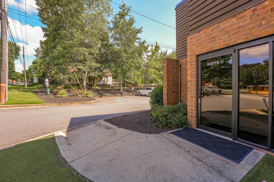 2765 S Main St, Kennesaw, GA for lease - Building Photo - Image 2 of 23