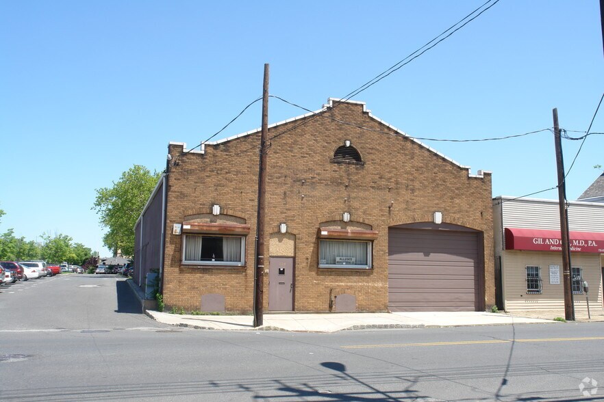 224 Market St, Perth Amboy, NJ à louer - Photo principale - Image 1 de 5