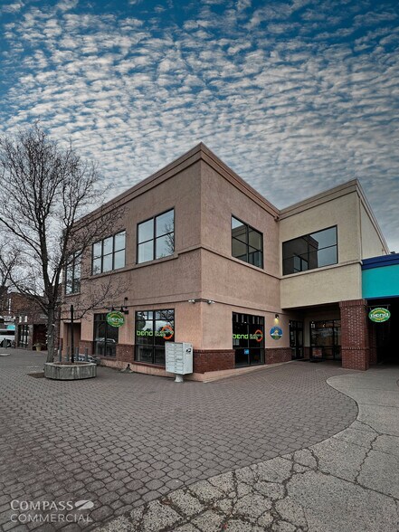 869 NW Wall St, Bend, OR à louer - Photo du bâtiment - Image 1 de 2