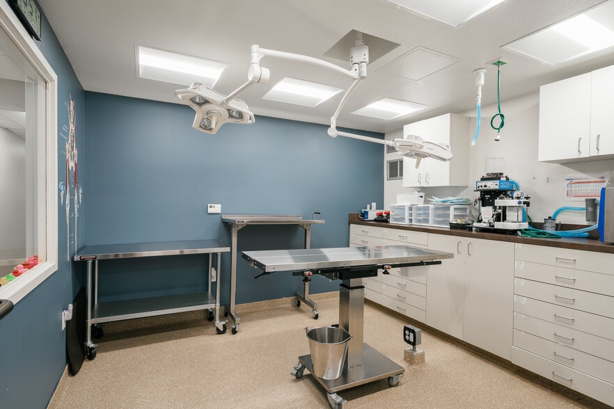 6400 4th St N, Saint Petersburg, FL for lease - Building Photo - Image 2 of 19