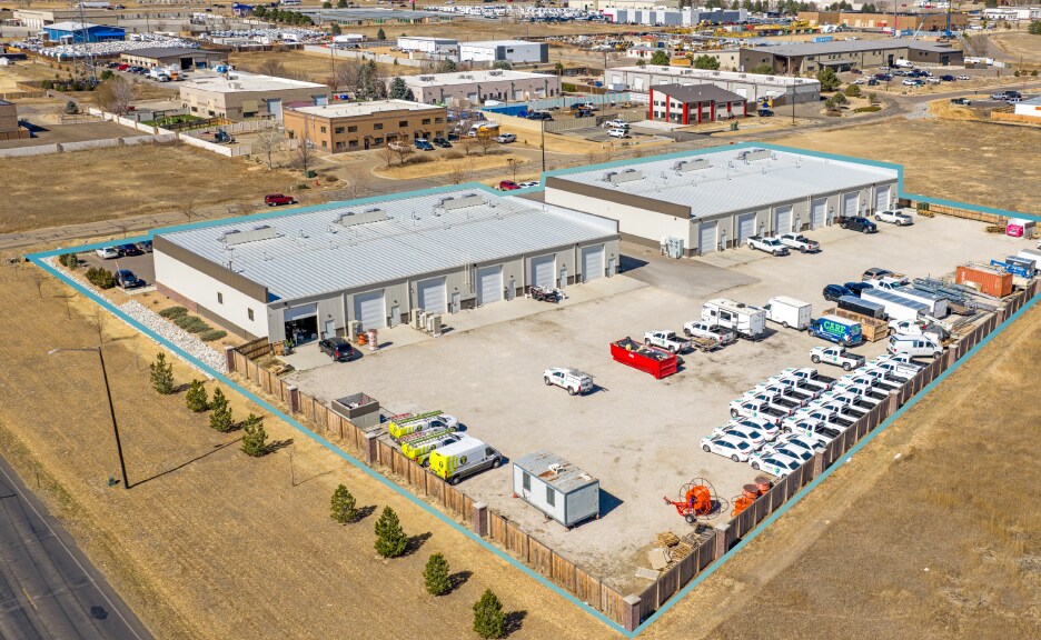 4030 Bruin Blvd portefeuille de 2 propriétés à vendre sur LoopNet.ca - Photo du bâtiment - Image 2 de 7