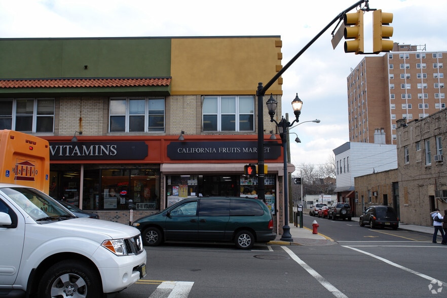 6300 Bergenline Ave, West New York, NJ for sale - Building Photo - Image 2 of 3
