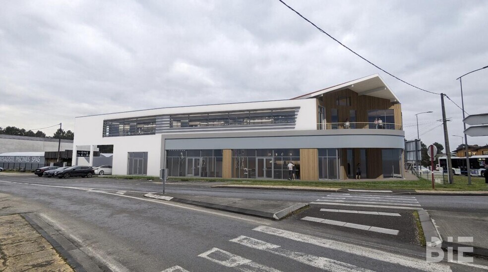 Office in Saint-Aubin-de-Médoc for sale - Building Photo - Image 3 of 4