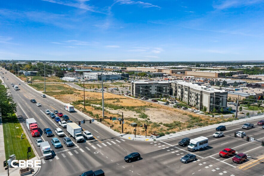Waterwalk Retail Development Opportunity portefeuille de 2 propriétés à vendre sur LoopNet.ca - Photo du bâtiment - Image 2 de 24