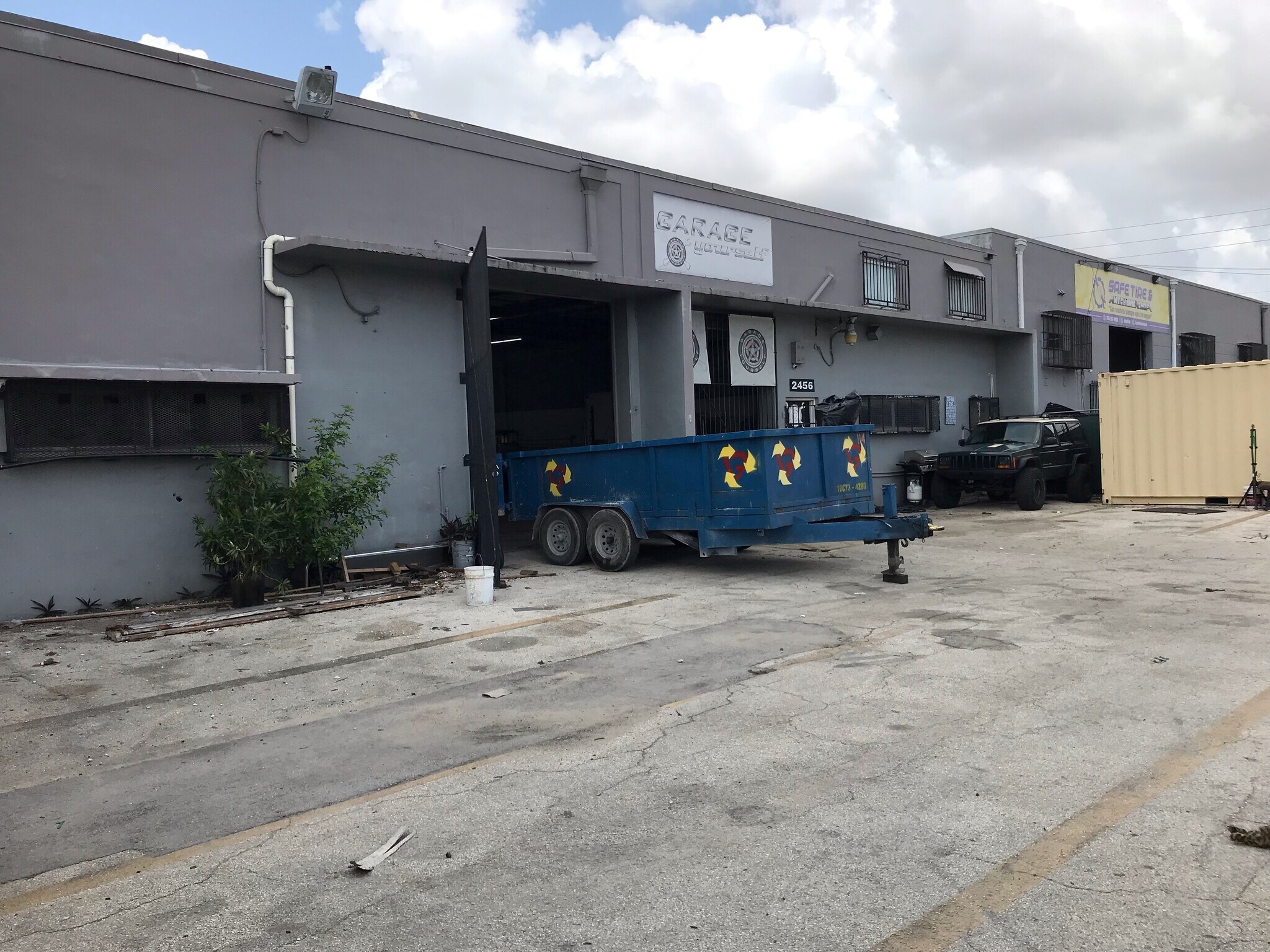 2450-2456 NW 77th Ter, Miami, FL for sale Building Photo- Image 1 of 1