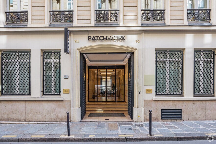 50 Rue Taitbout, Paris à louer - Photo du bâtiment - Image 2 de 3