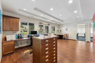 5314-5316 Orchard St W, University Place, WA à louer Photo intérieure- Image 2 de 6