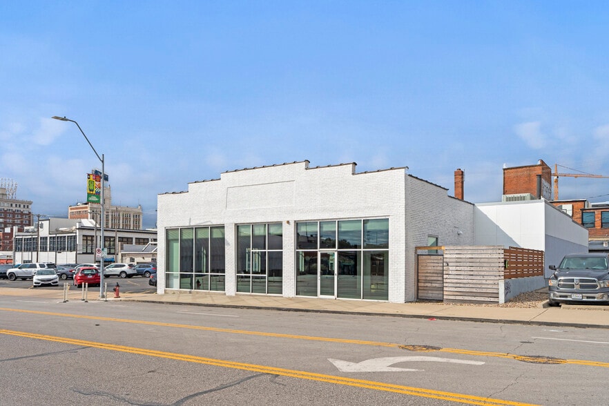 1814 Oak St, Kansas City, MO for sale - Building Photo - Image 3 of 26