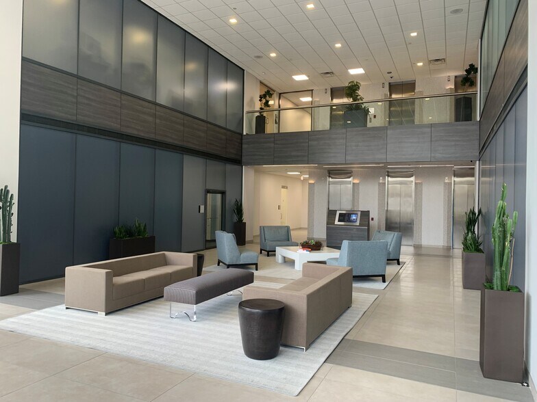 7330 San Pedro Ave, San Antonio, TX à louer - Hall d’entrée - Image 2 de 10