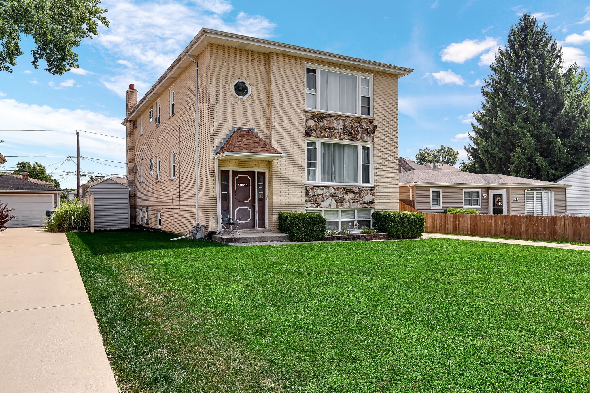 10611 S 81st Ct, Palos Hills, IL à vendre Photo principale- Image 1 de 1