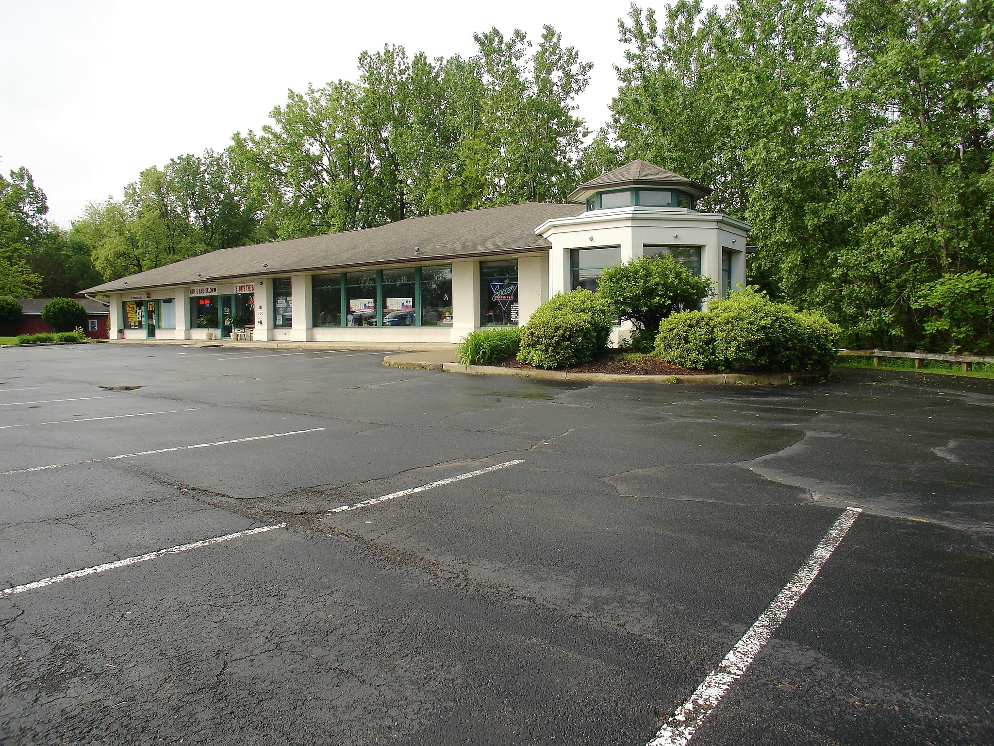 1570 Us-9, Clifton Park, NY for sale Building Photo- Image 1 of 1