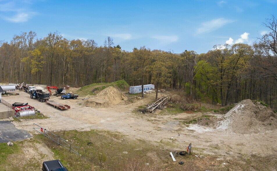 900 Eddie Dowling hwy, North Smithfield, RI for sale - Building Photo - Image 2 of 2