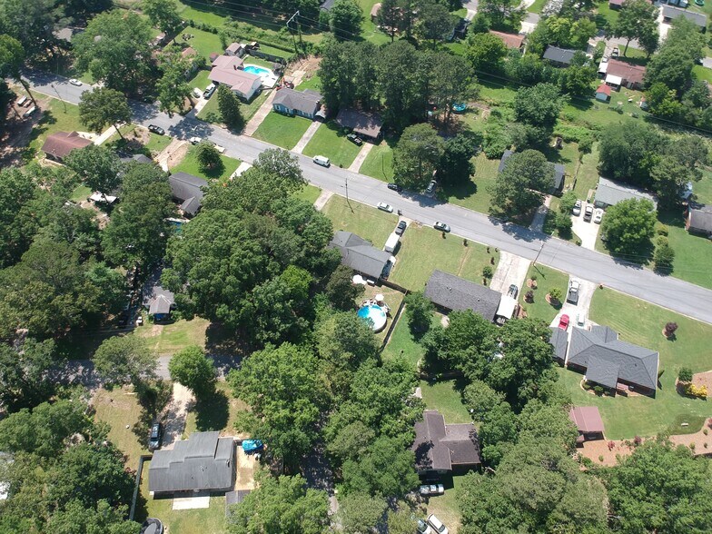 261 Addington Dr NW, Rome, GA à vendre - Photo du bâtiment - Image 3 de 3