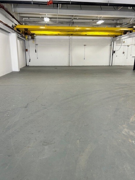 740 W Oakland Ave, Port Washington, WI for lease Interior Photo- Image 1 of 4