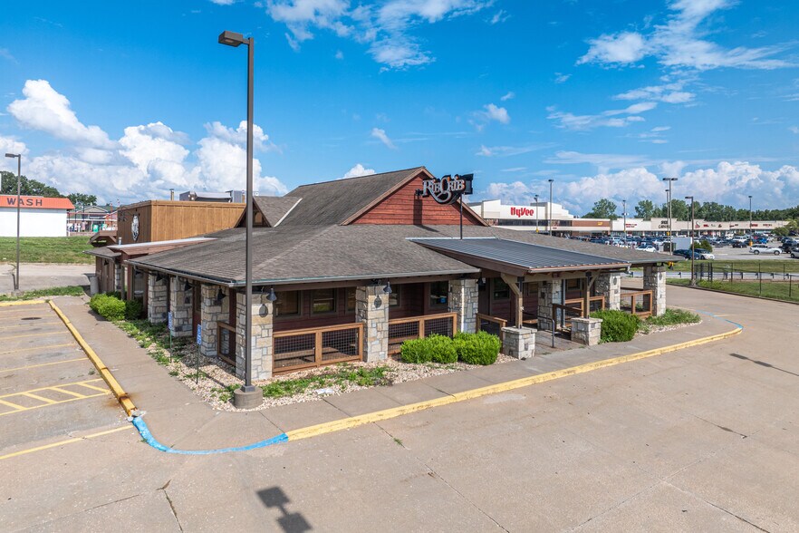 3704 Faraon St, Saint Joseph, MO à louer - Photo du bâtiment - Image 3 de 39