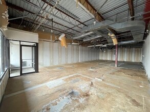 5088-5120 S 108th St, Omaha, NE for lease Building Photo- Image 2 of 7