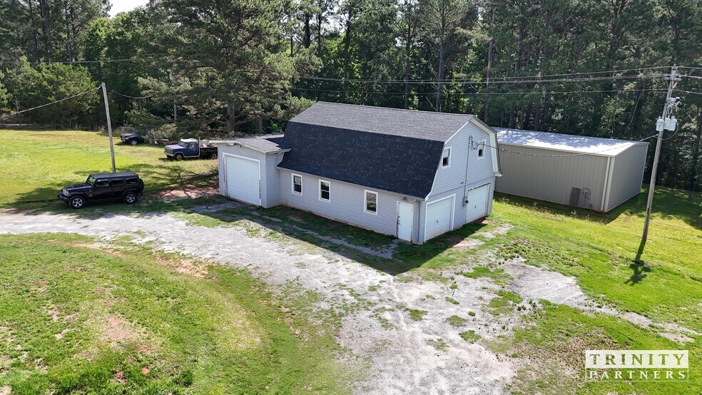 747 & 749 Black Snake Rd, Easley, SC à vendre - Photo du bâtiment - Image 3 de 6