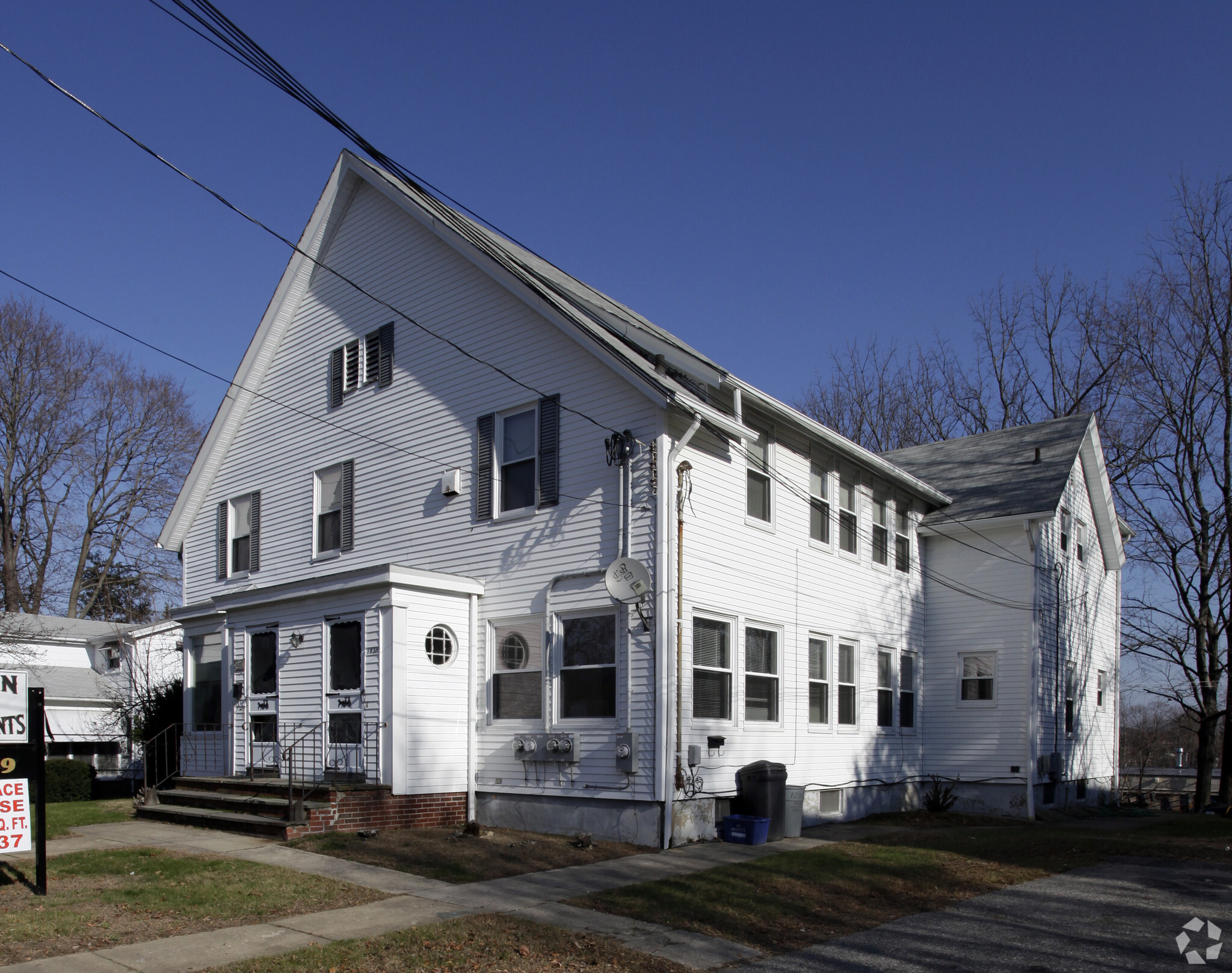 1028-1030 Main St, West Warwick, RI à vendre Photo principale- Image 1 de 1