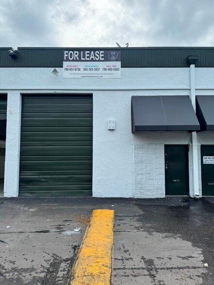 6405-6447 NW 82nd Ave, Miami, FL for lease - Building Photo - Image 2 of 10