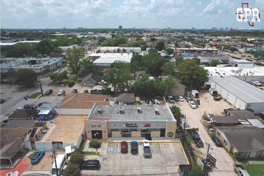 6910 Chetwood Dr, Houston, TX à louer - Photo du bâtiment - Image 3 de 7