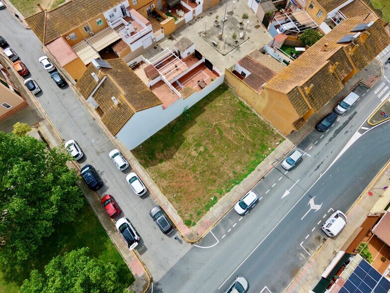 Calle Virgen de los Dolores, 9, Dos Hermanas, Sevilla for sale - Building Photo - Image 3 of 5