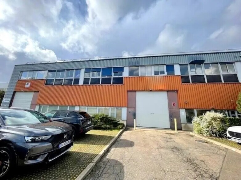Flex dans Trappes à louer - Photo du bâtiment - Image 1 de 12